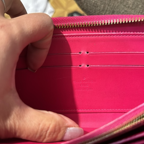 LV IKAT floral vernis limited edition - Picture 7 of 7